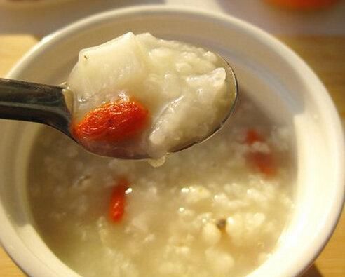  果冻|美食精选：西葫芦鸡蛋饼，山药薏米茯苓粥，鸡蛋水晶果冻的做法