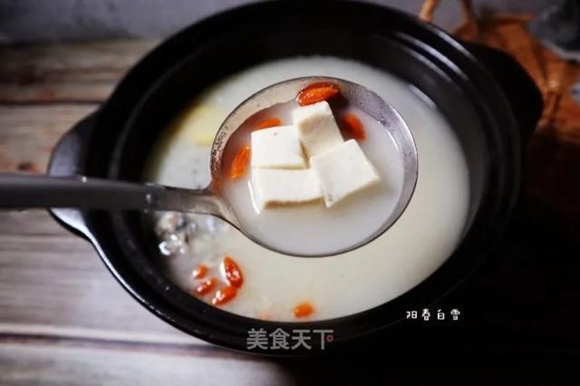 加热开水|豆腐鲫鱼汤：汤色奶白有技巧，这样做鲜美好喝