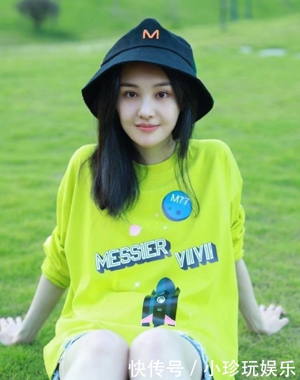  来看的话|郑爽录制新综艺手机掉湖里，看到第一秒反应：真的既心疼又好笑！