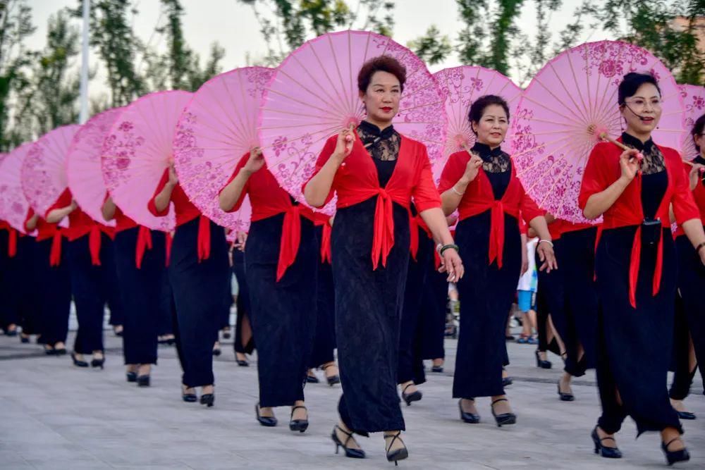  越来越|忻州：今年夏天最美夜景！遗山公园惊艳亮相！忻州越来越好！