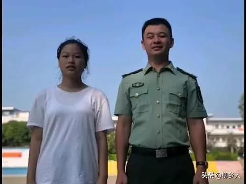 磨炼|高一女生军训马蜂落嘴唇上仍一动不动，普通女学生，有必要如此磨炼意志吗？