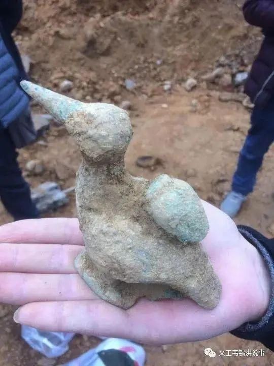 南充|南充地区一座古墓，出土了这些文物