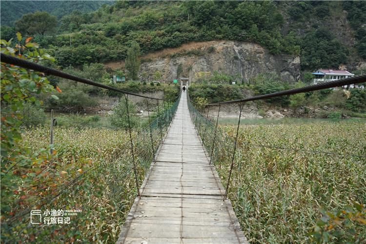  四合院|陕南秦岭神秘古村，不通车只能步行，住北方四合院还说关中话