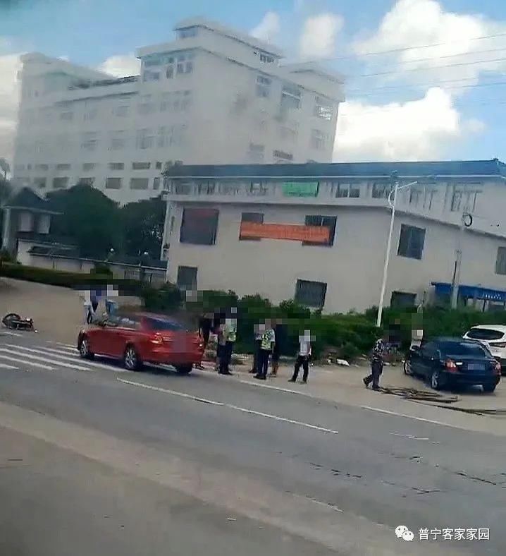  田心|【车祸】今早！324国道崩坎至田心村路段一摩托车倒地....