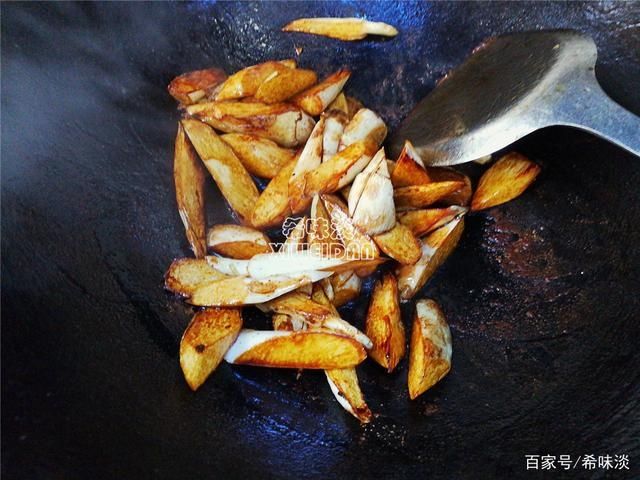  明明|在南方，这菜明明“病变”了，餐桌全却常见，刚上市就抢着买