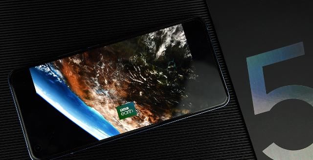 包装|为什么说iQOO 5是iQOO截至目前变化最大的手机