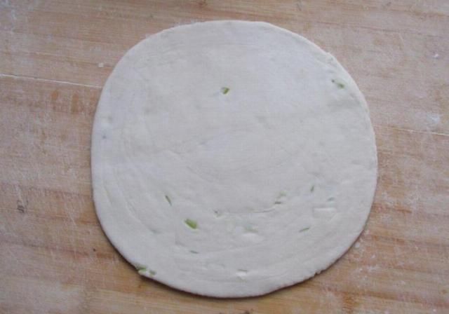  烙饼|烙饼层次分明外酥里软，大厨：多＂1步＂妥妥的，可惜好多人不知道