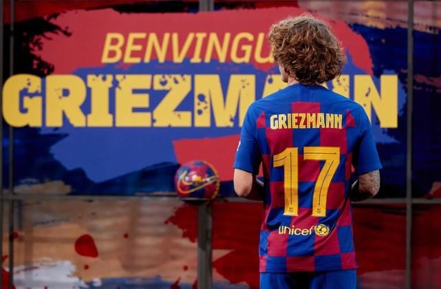 风云|让号风云！拜仁放弃买断10号球衣被抢，科曼上任重回巴萨也遇困