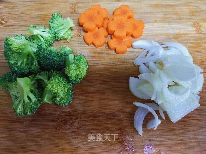 肥牛|每天一道团圆菜 |吉野家肥牛饭:料足肉多,绝对让你吃到满足
