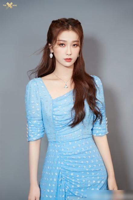 团体资源|THE9八月下行程曝光,虞书欣弯道超车刘雨昕,许佳琪无人问津