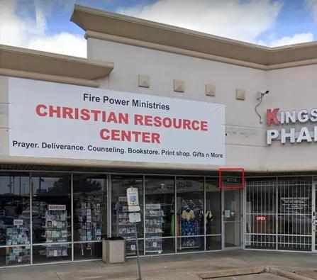  牧师|这就是特朗普父子器重的医生，一个认为恶魔控制一切的牧师