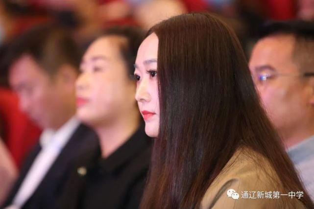 二年级|同心同德聚力高二——高二年级召开主题家长会