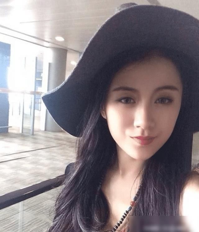  如今|她曾和《好声音》冠军失之交臂，如今却远超张碧晨，身价已上亿