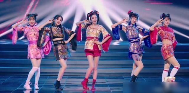  阵容|《浪姐》成团夜嘉宾阵容引争议，“无价之姐”尘埃落定却成笑话