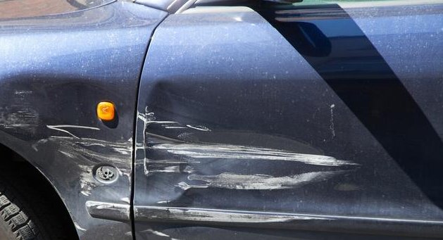 没用|被熊孩子三天两头“划车”怎么办?找家长没用,高情商的人怎样做