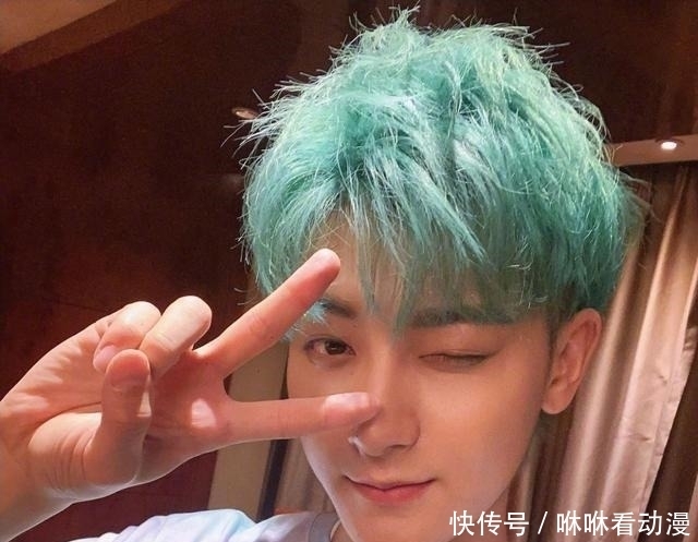  搜榜|黄子韬关注徐艺洋，又上了热搜榜