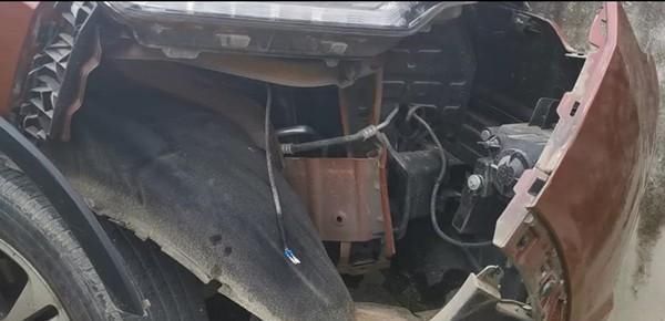  途中|事发麻江：只是因为在开车途中转头看了孩子一眼