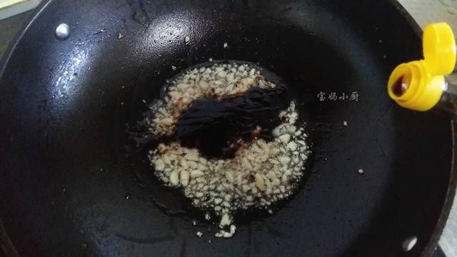 肉片|炒菜,记住这两招,青菜嫩绿不黑,肉片香软不硬,老人都咬得动