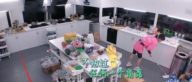 冤不冤|《中餐厅4》赵丽颖被骂冤不冤看看秦海璐的表现,就知道答案了