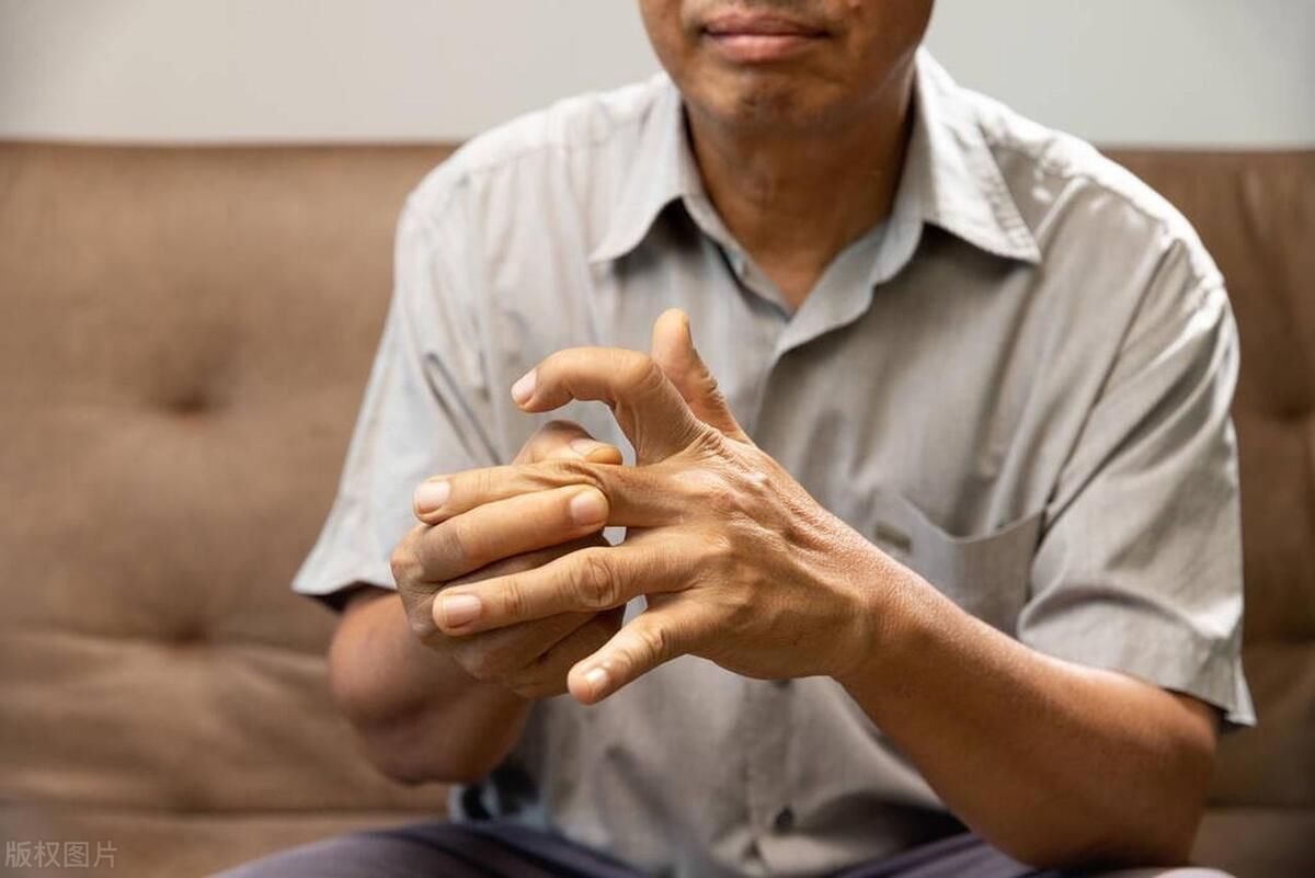 痛风发作做好5件事及时制止恶化(这5个因素，让不少人痛风发作，早知道，还能够避过这一劫！)