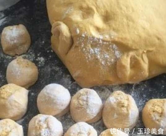 包子|吃了几十年的包子,如此做的还是第一次见,一顿吃了仨还不解馋