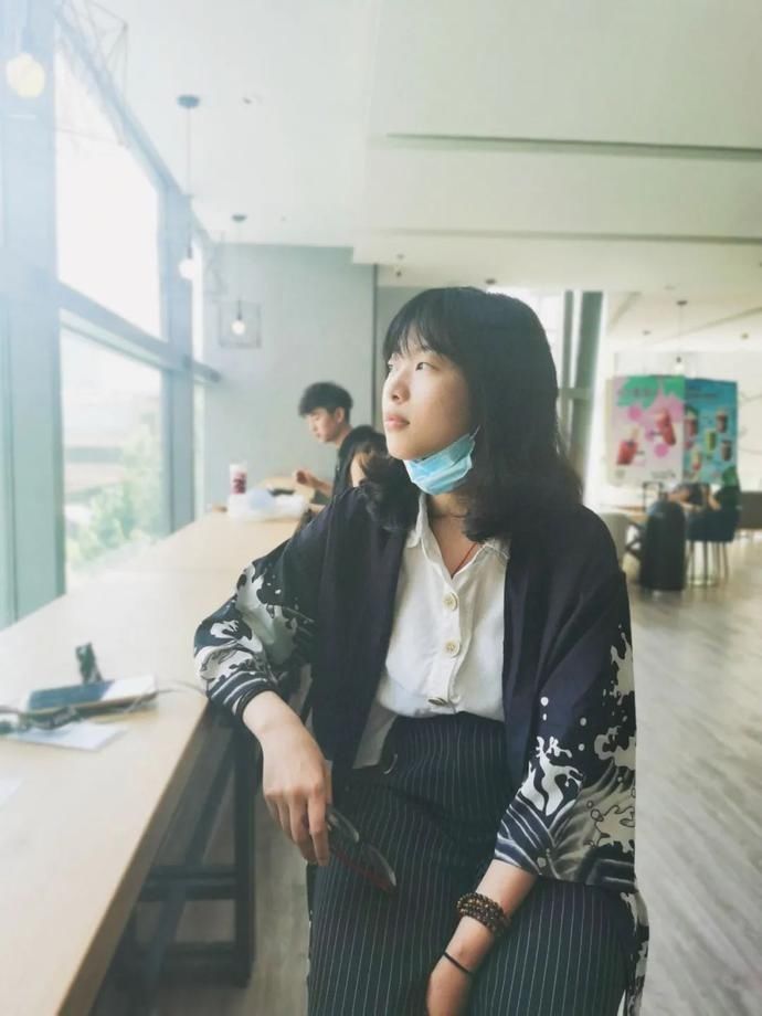  韬奋杯|毕业搞“穿越”？这个海大毕业生获国家级政府奖