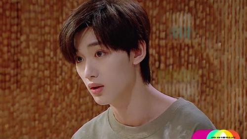  董思怡|丁程鑫王锵艳惊四座，9分钟内打动尔冬升赵薇，他俩眼睛里有灵魂