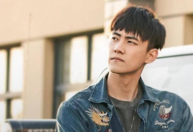  演员|《演员请就位》“拔丝吻”上热搜后，晏紫东致歉，并道出拔丝缘由