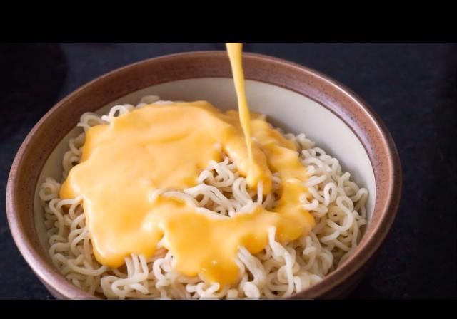 大上|方便面这样吃,立刻变身高大上美食周末在家做起来