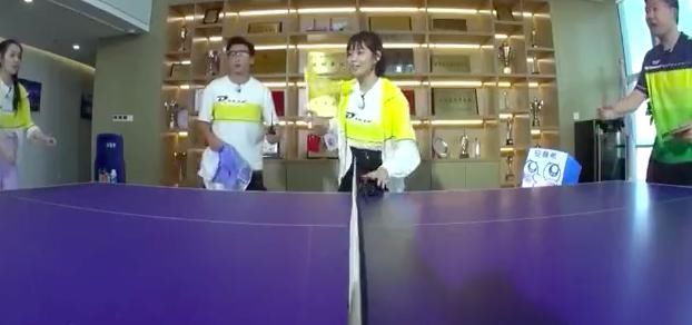  奔跑|今晚，继续跟着《奔跑吧》逛青岛！