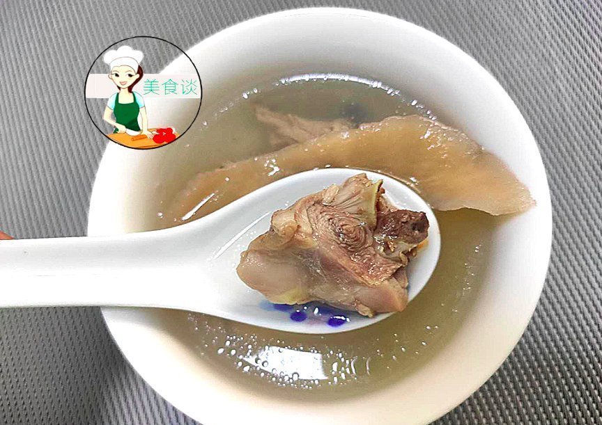 样食|入秋后,煲鸡汤多加这4样食材,鲜甜滋补不上火,大人小孩都爱喝