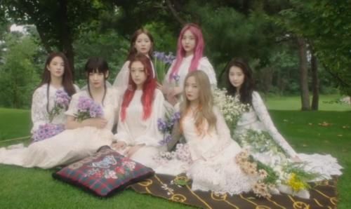  硬糖少女303|硬糖少女团综预告？希林娜依·高和赵粤爆笑互动，粉丝却坐不住了