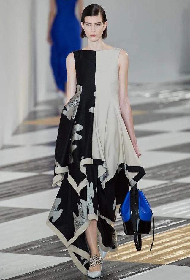 裙子|早秋最美的5条裙子，可以安排了