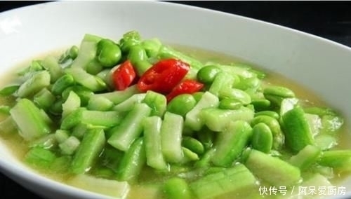 天然|丝瓜和此物一起炒，等于天然“嫩肤菜”，排出毒素，肌肤更细腻