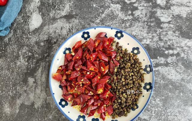 胃口|天热胃口不好,教你在家做麻辣豆花鱼,鲜香麻辣,开胃又下饭