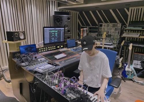  潮敢|潮敢音乐节：刘维主持失误，让vava教跳舞，调侃于文文感情失意