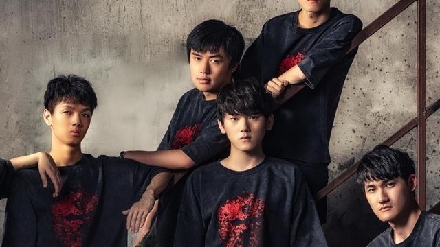 上热|阿水S10首战一胖成名上热搜,本人急忙发声辟谣!千百女粉丝力挺