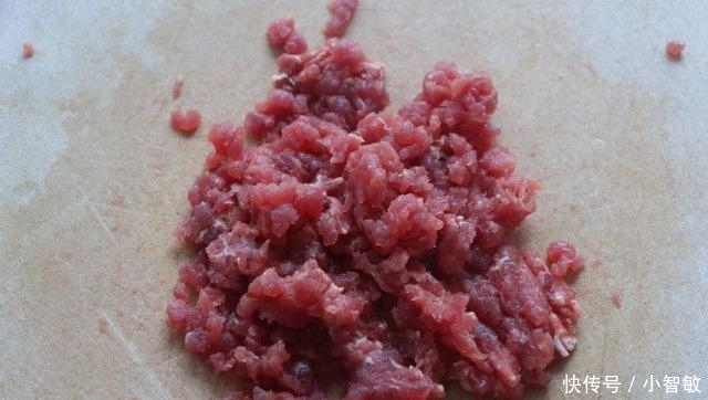 炖菜|1把粉丝1块肉,教你做名菜“蚂蚁上树”,味道香浓比炖菜还好吃