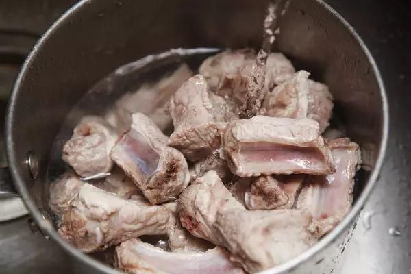  不放过|排骨别再熬汤了，这么做香得连盘子都不放过！