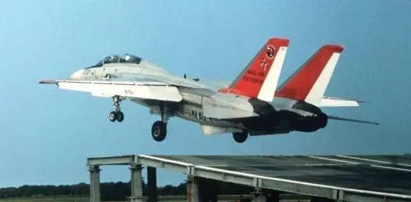 规模现代化|辽宁号与山东号能否加装弹射器,以搭载空警600?完全可行