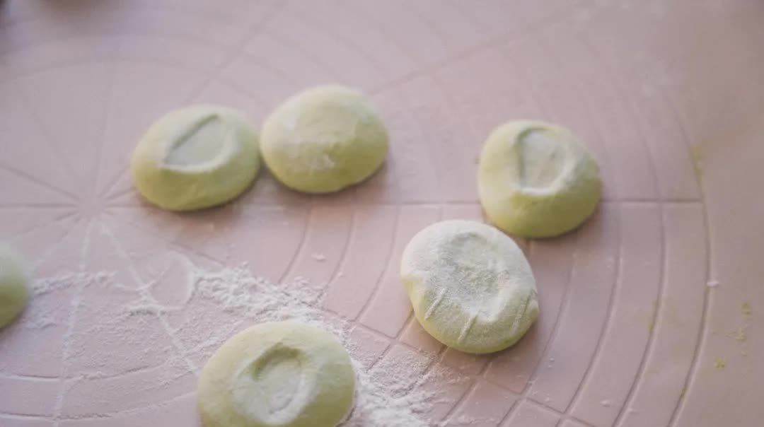 夏季|10分钟就能完成的蒸春饼,香嫩薄软,一次吃10张,夏季必吃!