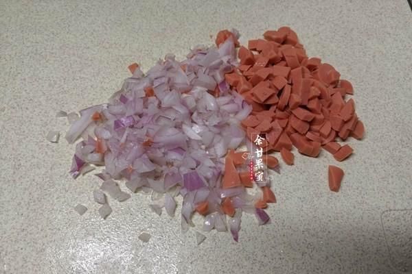  分钟|剩米饭不做炒饭，也不要再蒸了，巧变花样早餐，10分钟就上桌