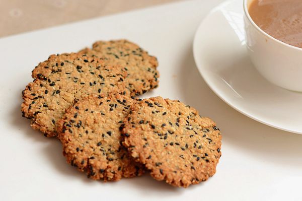 黑芝麻|燕麦黑芝麻高纤饼干