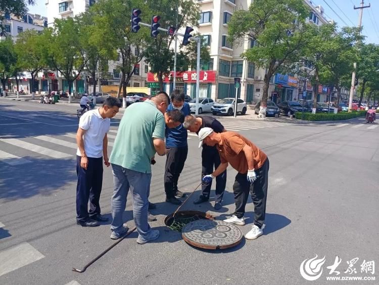 潍坊城管：“回头看” ，检查巩固中心城区雨污分流改造成效