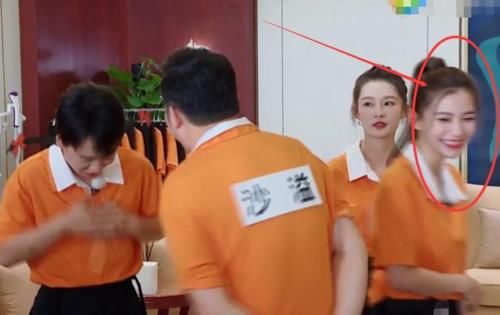  嘉宾也都非常|杨颖犯规帮助郭麒麟，节目组用10个澄清，是暖心大姐姐没错了