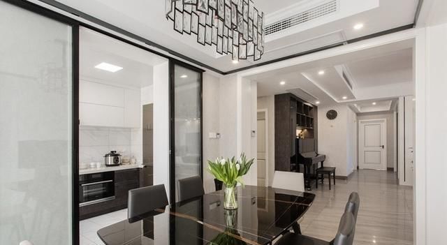  之家|三口之家的新房，轻奢风格精致优雅，室内简洁宽敞，住着非常舒适