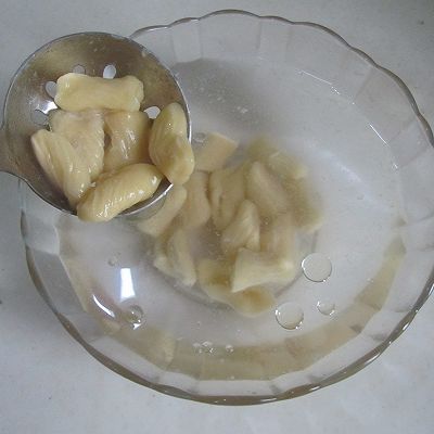 耳朵|香肠抱子甘蓝炒猫耳朵