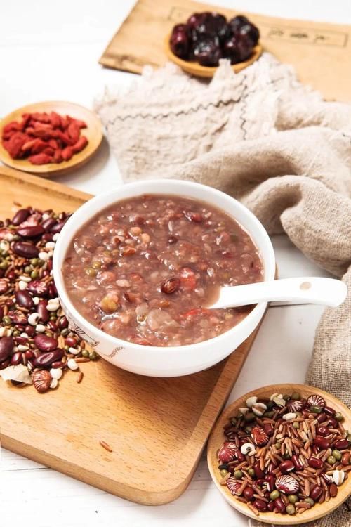  五谷杂粮|五谷杂粮的营养好，它营养丰富