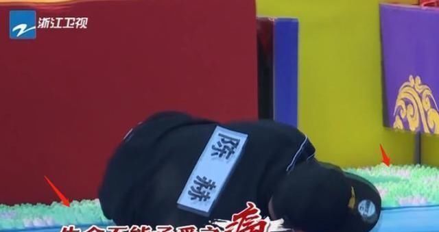  面不改色|《奔跑吧》迎来最牛嘉宾，光脚上指压板都面不改色，全场嘉宾呆住