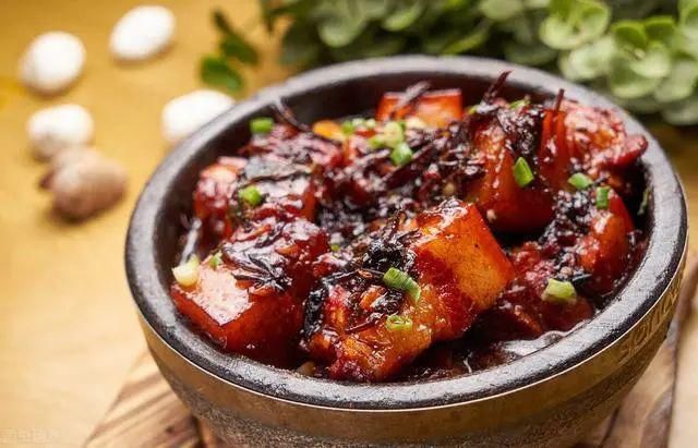  五花肉|婆婆祖传20年红烧肉做法，不加水不加盐，不炒糖色，美味又下饭